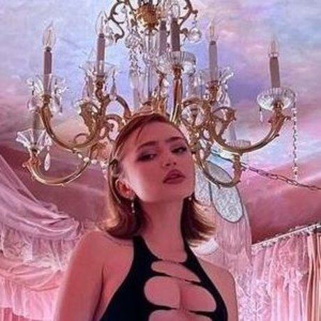 Foto di nudo di fuga di OnlyFans di Renata Ri