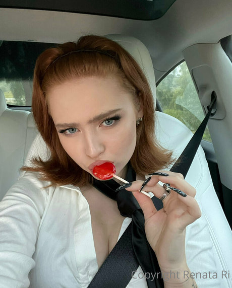 Renata Ri