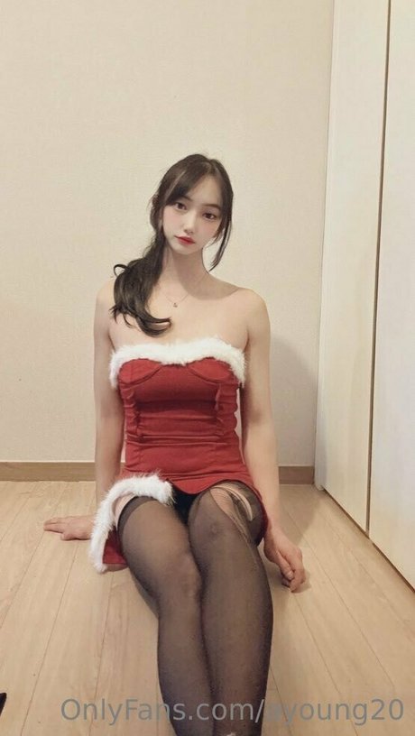 Foto di nudo di fuga di OnlyFans di Ayoung20