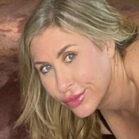 Lilalovelyxxx