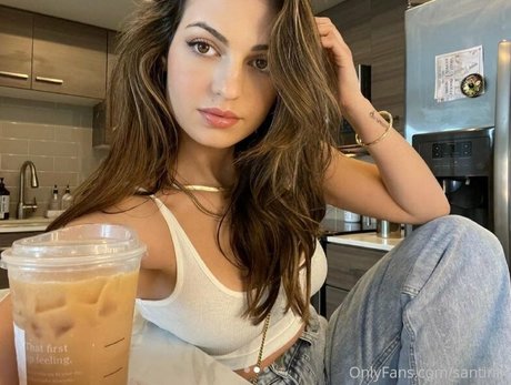 Itssophiafoxxx