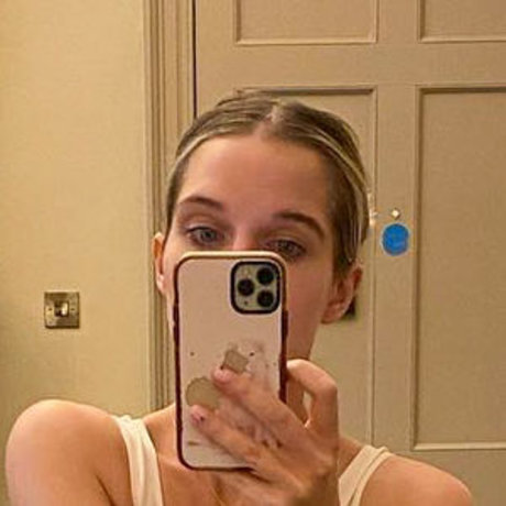 Foto di nudo di fuga di OnlyFans di Helen Flanagan