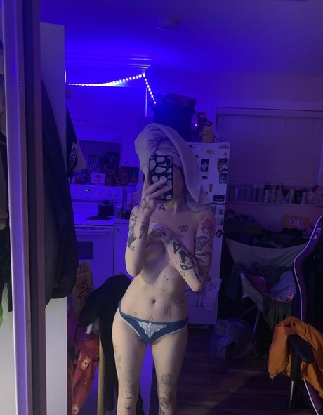 Foto di nudo di fuga di OnlyFans di Ilovelilsaku