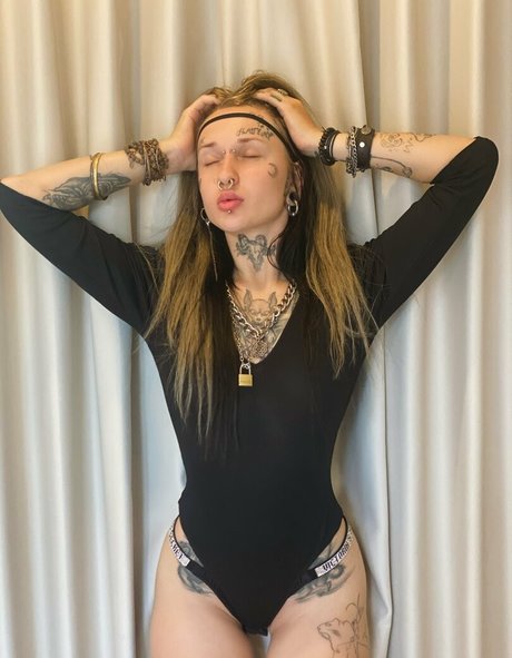 Sylviamorris