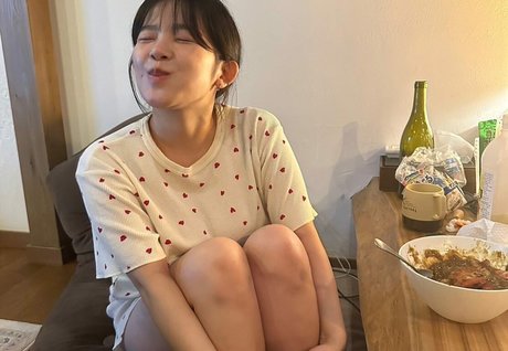 Foto di nudo di fuga di OnlyFans di Jun Amaki
