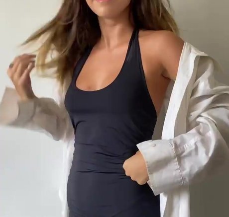 Foto di nudo di fuga di OnlyFans di Clarissa Muller