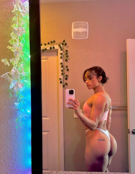 Foto di nudo di fuga di OnlyFans di Cocoboncoco