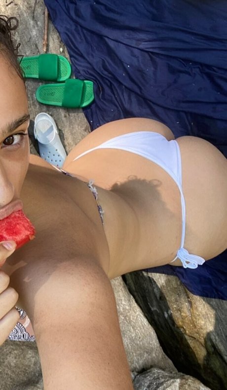Foto di nudo di fuga di OnlyFans di Sarina