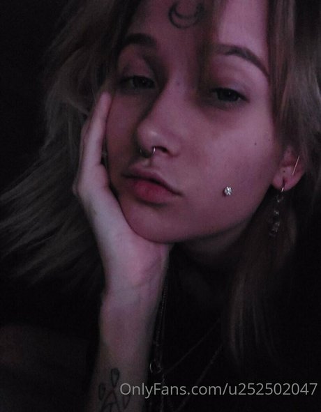 Foto di nudo di fuga di OnlyFans di Darkmoonrider