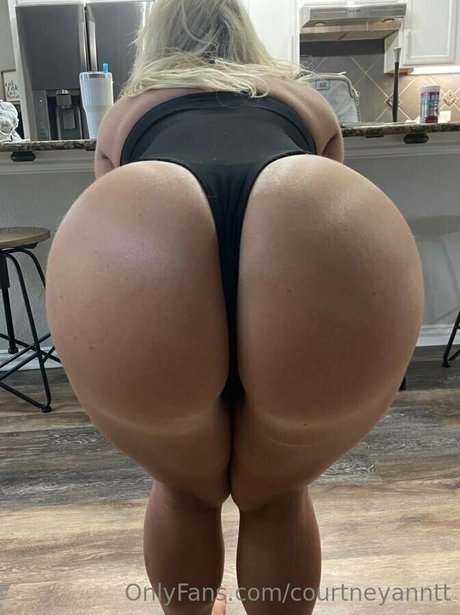 Courtneyanntt