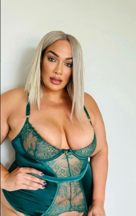 Nia Jax