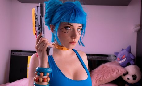 Ezy Summers Cosplay