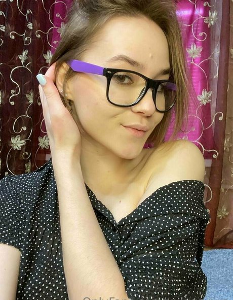 Foto di nudo di fuga di OnlyFans di Vulgarnun