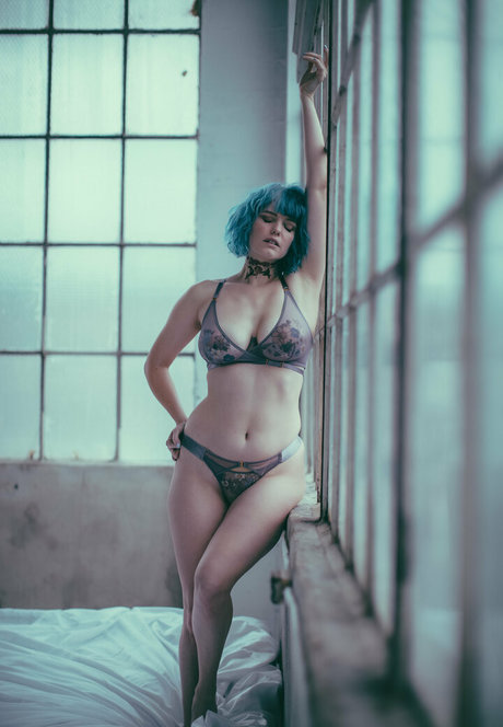 Foto di nudo di fuga di OnlyFans di Bluejayfree