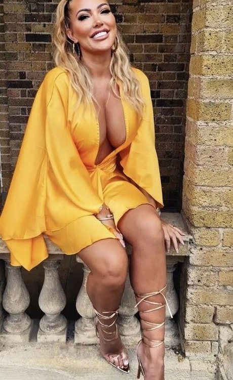Foto di nudo di fuga di OnlyFans di Aisleyne Horganwallace