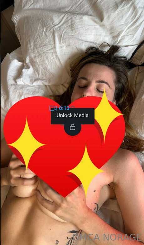 Foto di nudo di fuga di OnlyFans di Noragefree