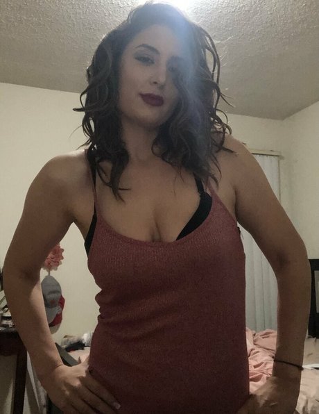 Foto di nudo di fuga di OnlyFans di Snarkybrunette