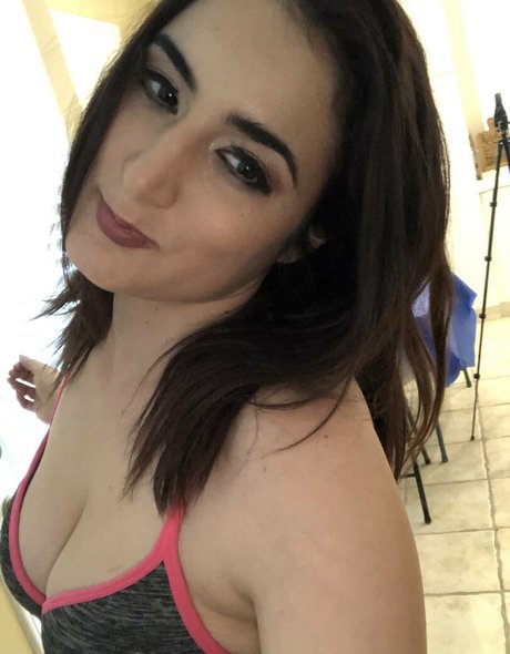 Foto di nudo di fuga di OnlyFans di Snarkybrunette