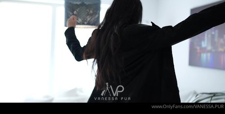 Vanessa Pur