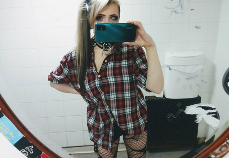 Foto di nudo di fuga di OnlyFans di Kiwo