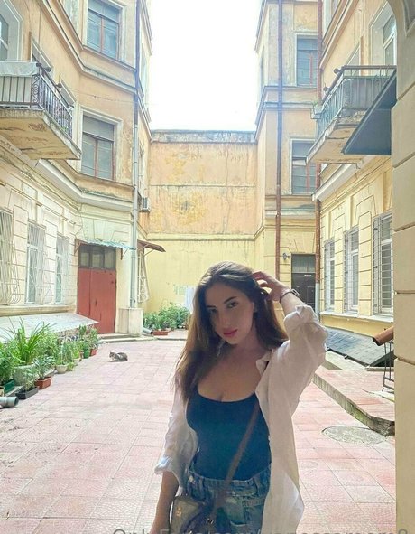 Vanessaroom8