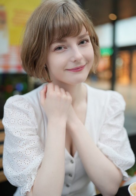 Ella Freya