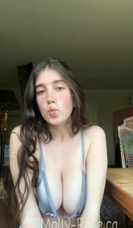 Itsmollyyyroseagain