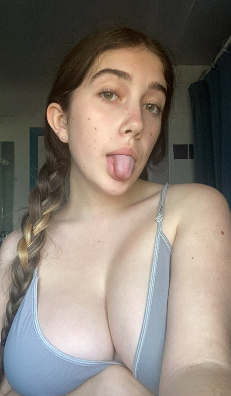 Itsmollyyyroseagain