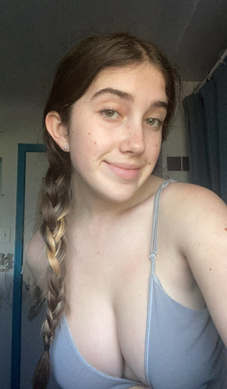 Itsmollyyyroseagain