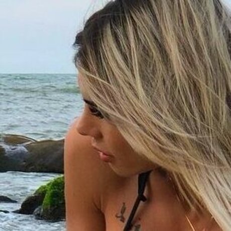 Allana047