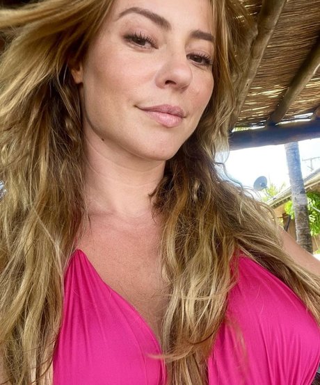 Foto di nudo di fuga di OnlyFans di Paolla Oliveira
