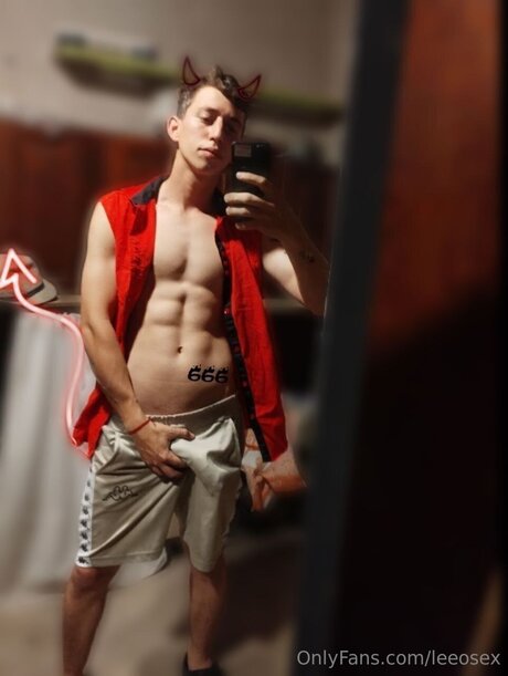 Foto di nudo di fuga di OnlyFans di Leeosex