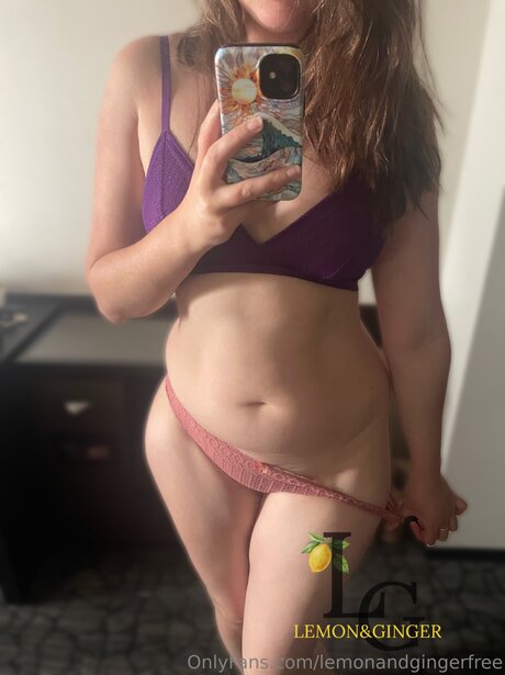 Foto di nudo di fuga di OnlyFans di Lemonandgingerfree