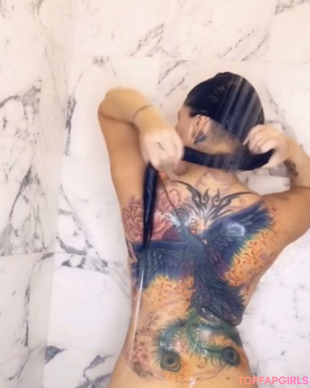 Foto di nudo di fuga di OnlyFans di Romi Rain #1186