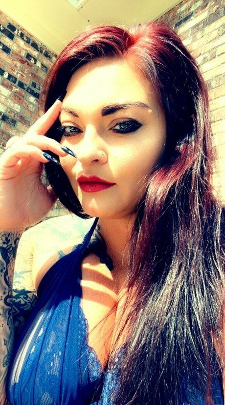 Foto di nudo di fuga di OnlyFans di Andrea Zendejas