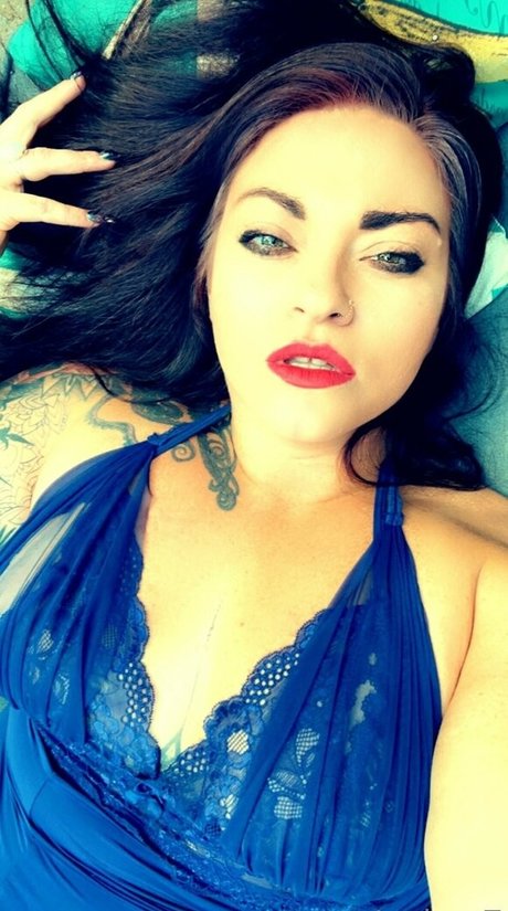 Foto di nudo di fuga di OnlyFans di Andrea Zendejas