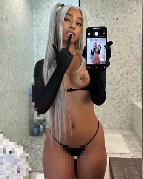 Foto di nudo di fuga di OnlyFans di Rubi Rose