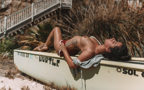 Foto di nudo di fuga di OnlyFans di Reed Suicide
