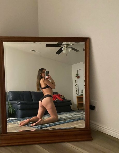 Ashley Sext Queen