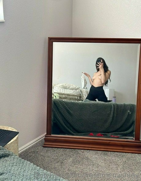 Ashley Sext Queen