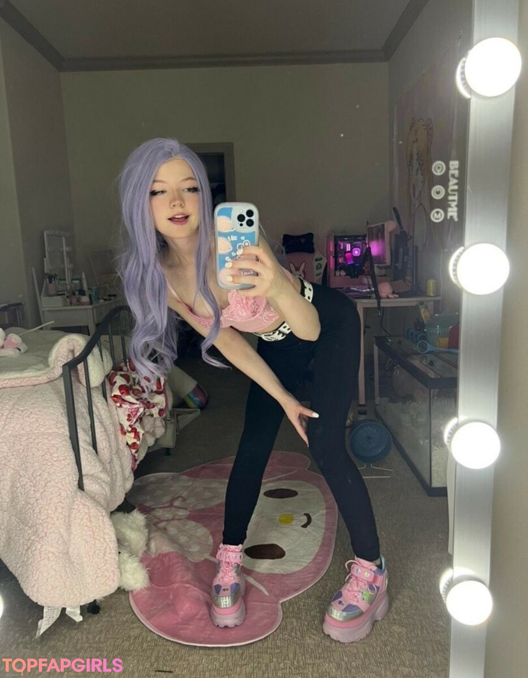 Foto di nudo di fuga di OnlyFans di Strawbeariemilkk #1342