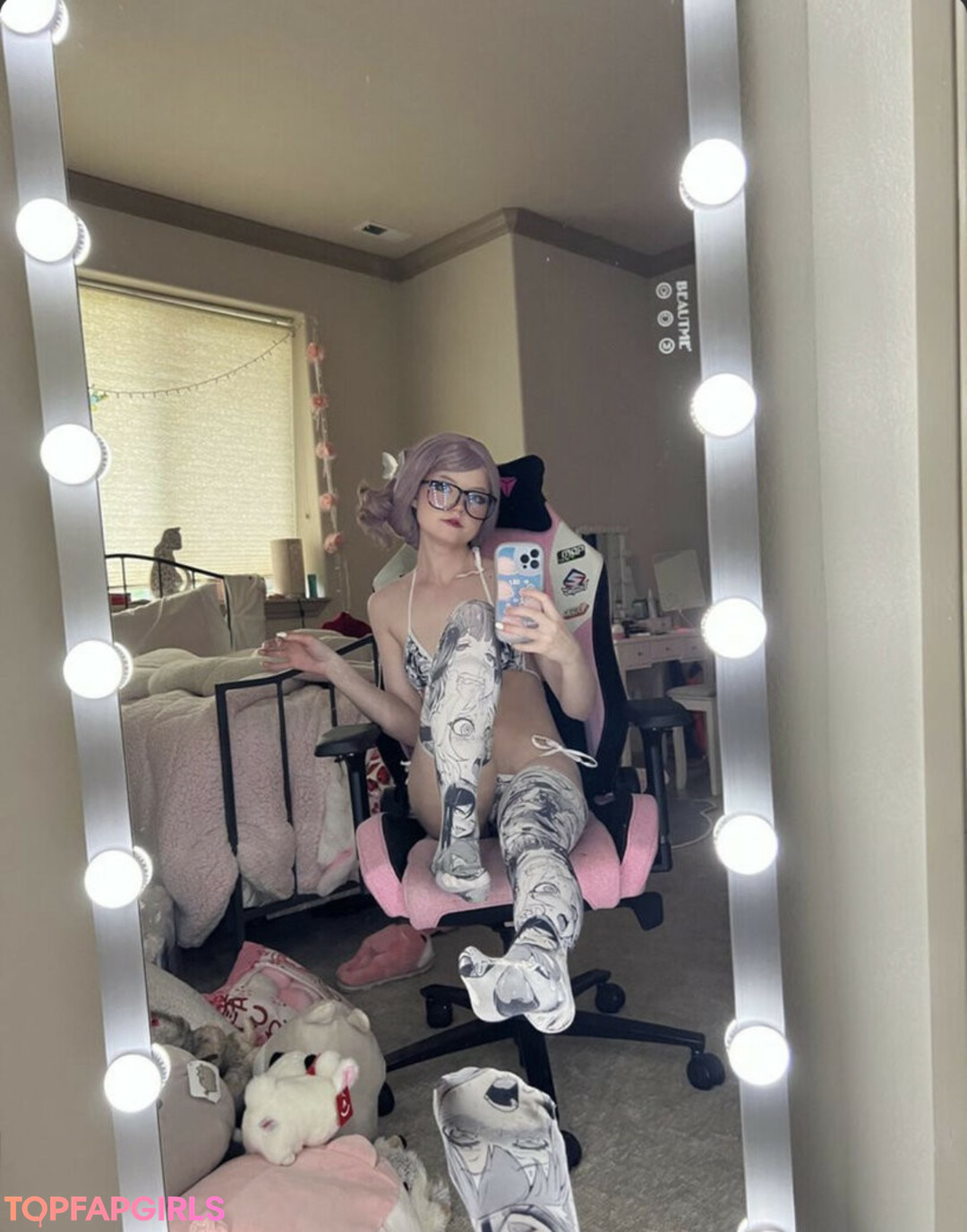 Foto di nudo di fuga di OnlyFans di Strawbeariemilkk #1426