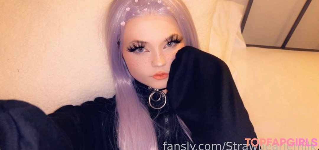 Foto di nudo di fuga di OnlyFans di Strawbeariemilkk #1906
