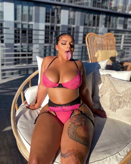 Foto di nudo di fuga di OnlyFans di Kkvsh