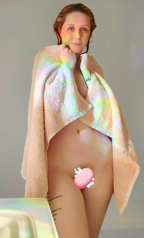 Foto di nudo di fuga di OnlyFans di Arabella Fae