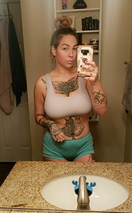 Foto di nudo di fuga di OnlyFans di Harlow Harrison