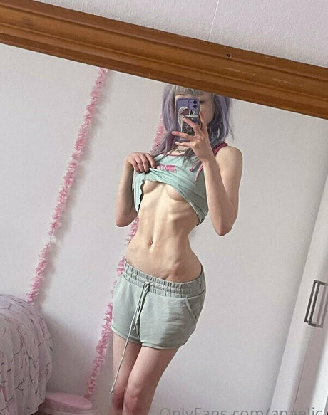 Foto di nudo di fuga di OnlyFans di Anaelic