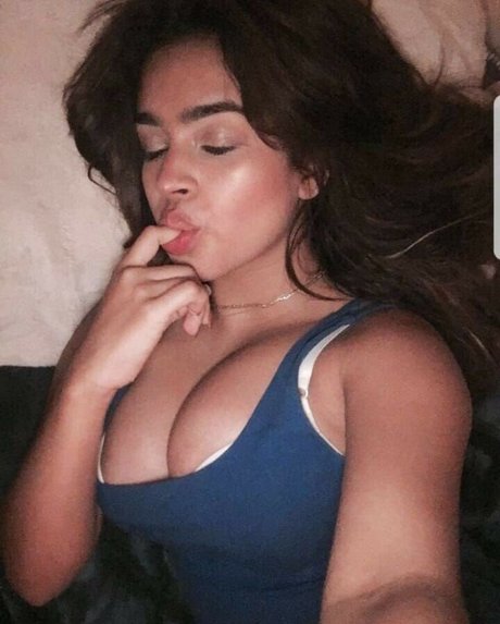 Foto di nudo di fuga di OnlyFans di Betsy Martinez