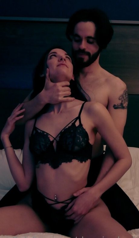 Foto di nudo di fuga di OnlyFans di Shamsharpshark