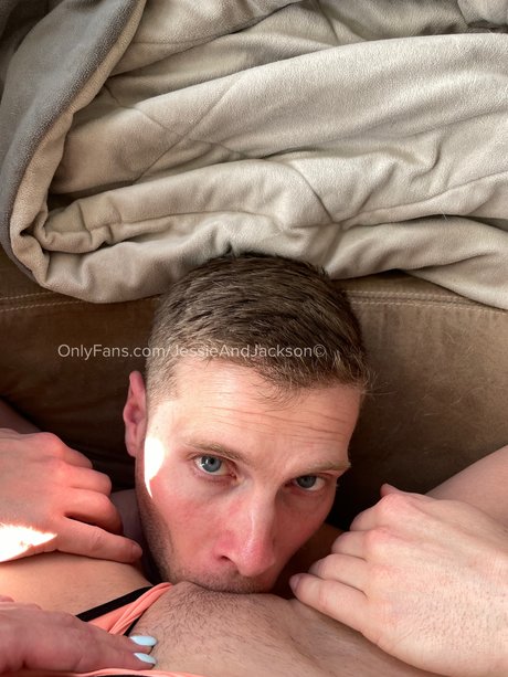 Foto di nudo di fuga di OnlyFans di Jessie And Jackson